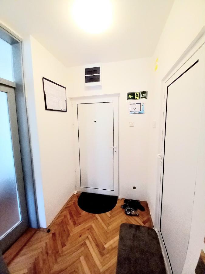 Mist8 Apartment Соко Баня Екстериор снимка